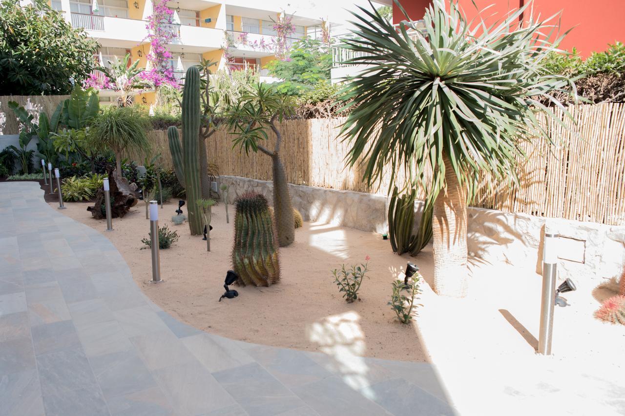 Alhambra Boutique Apartments Playa del Inglés Exteriör bild
